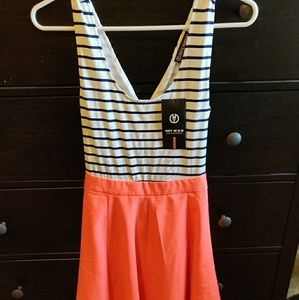 New dress, never worn